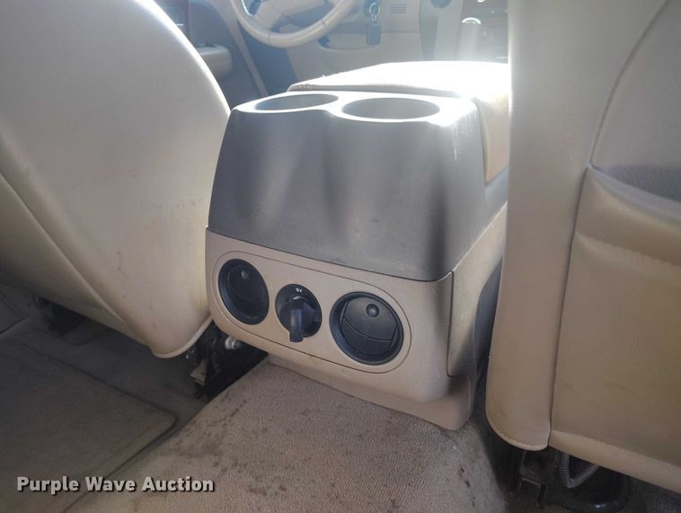 image for item EW0991 2008 Ford F150 Crew Cab pickup truck