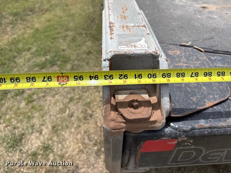 image for item EW4499 2019 Ford F350  Super Duty XL Ext. Cab bale bed pickup truck