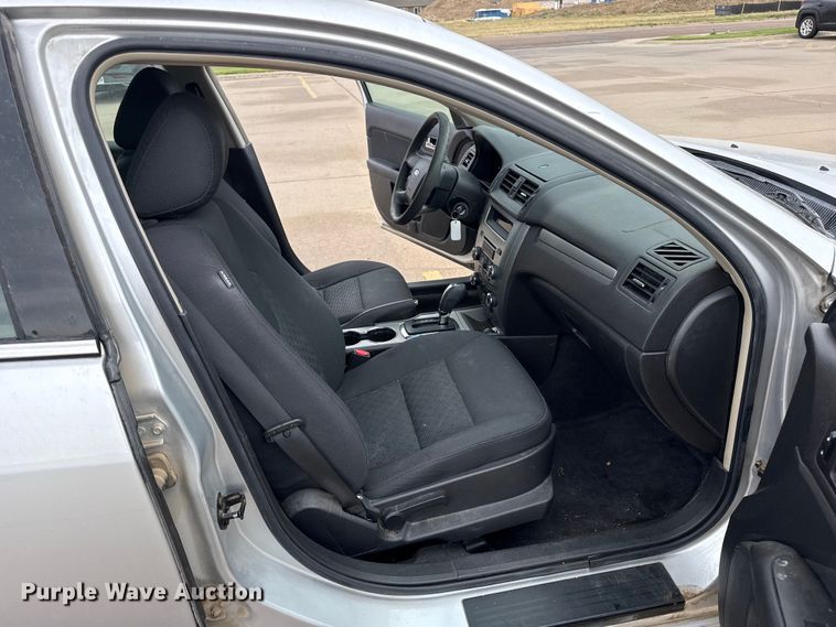 image for item EW4501 2011 Ford Fusion 