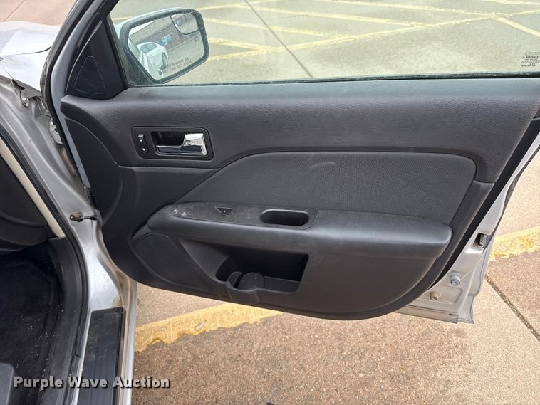image for item EW4501 2011 Ford Fusion 