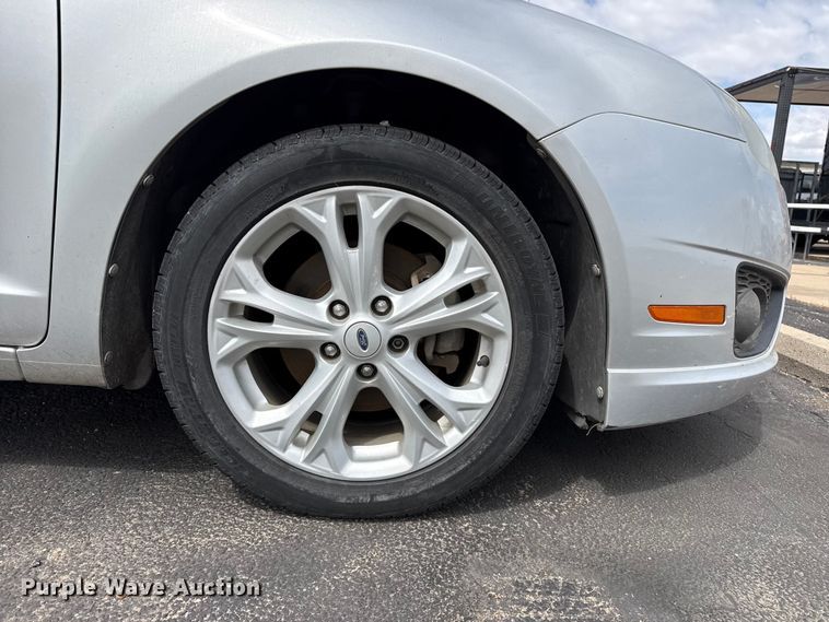 image for item EW4502 2013 Ford Fusion 