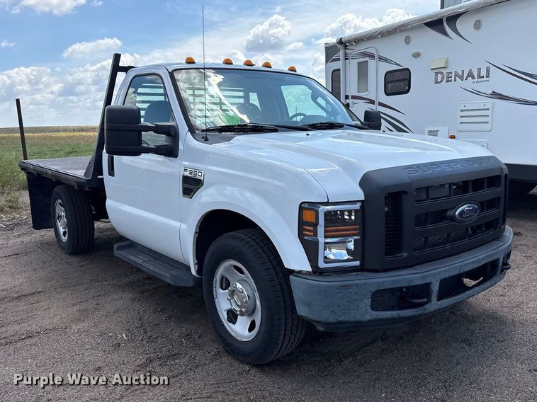 image for item EW4510 2008 Ford F350 Super Duty flatbed pickup truck