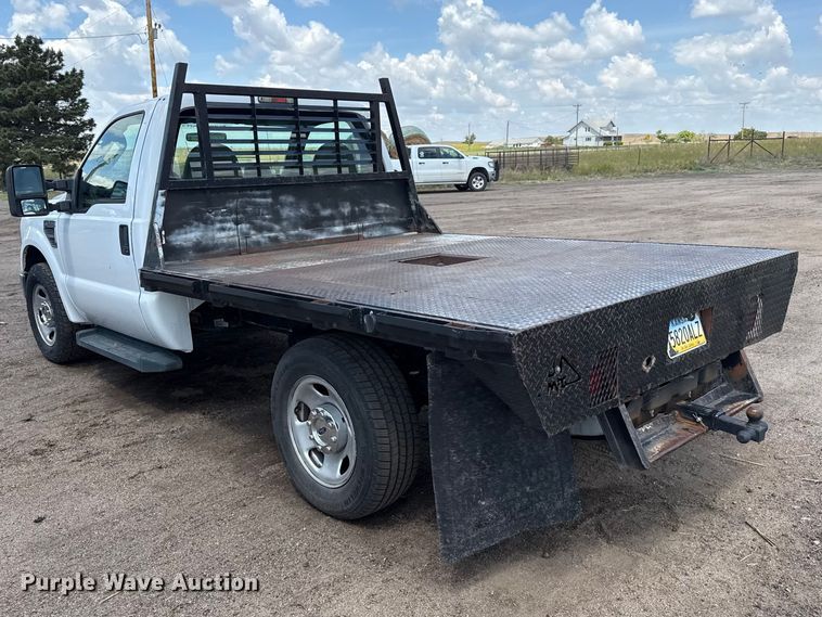 image for item EW4510 2008 Ford F350 Super Duty flatbed pickup truck