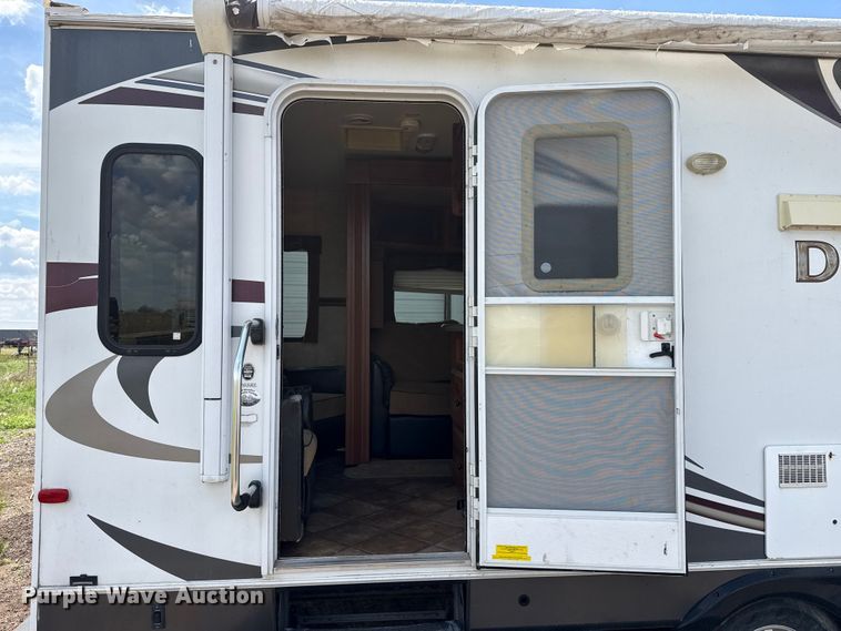 image for item EW4511 2012 Denali Dutchmen 265RL camper
