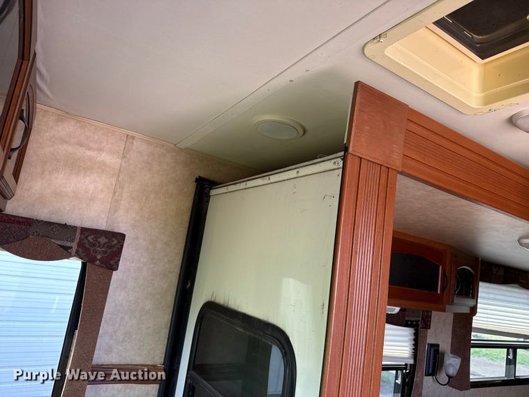 image for item EW4511 2012 Denali Dutchmen 265RL camper