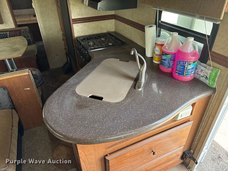 image for item EW4511 2012 Denali Dutchmen 265RL camper