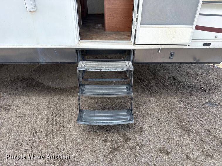 image for item EW4511 2012 Denali Dutchmen 265RL camper