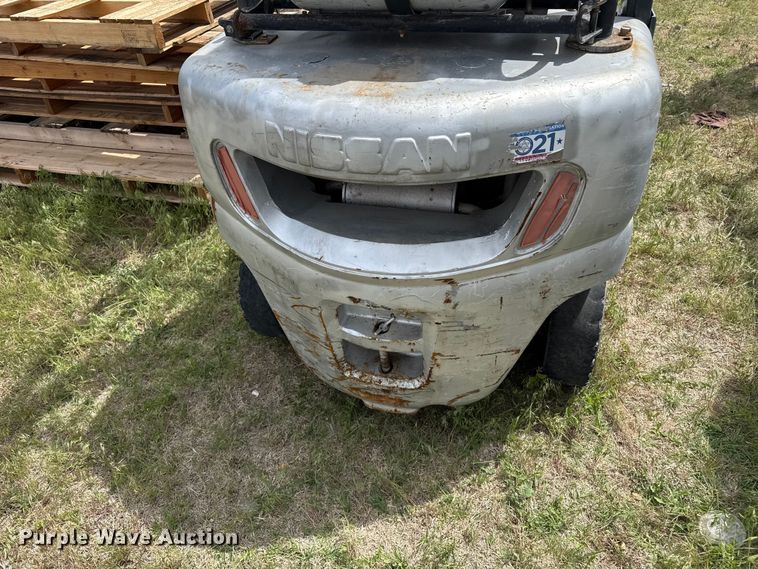 image for item EW4514 Nissan 50 forklift
