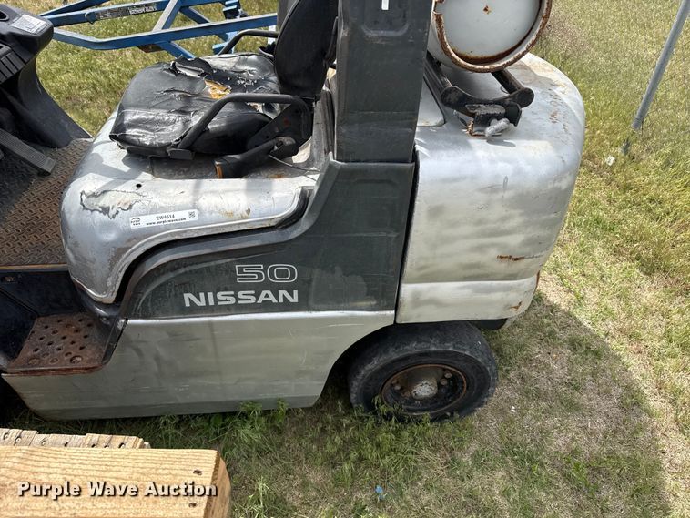 image for item EW4514 Nissan 50 forklift