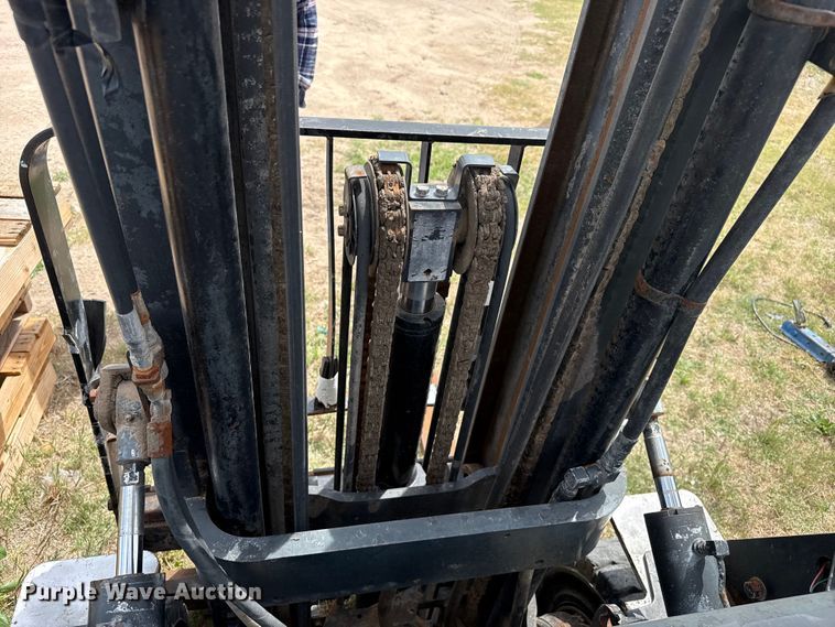 image for item EW4514 Nissan 50 forklift