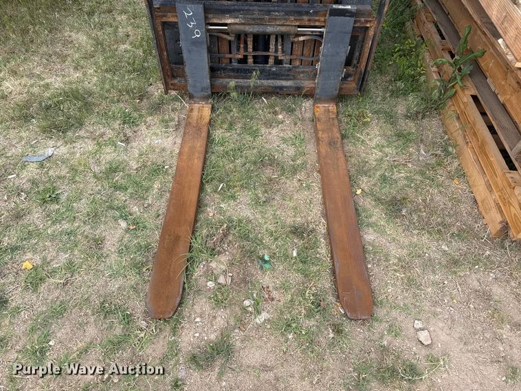 image for item EW4514 Nissan 50 forklift
