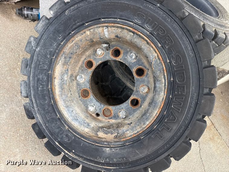 image for item EW4514 Nissan 50 forklift