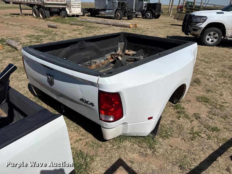 image for item EW4577 Dodge dually pickup truck bed