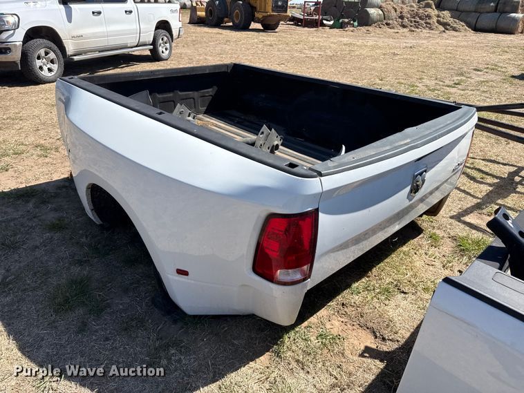 image for item EW4577 Dodge dually pickup truck bed