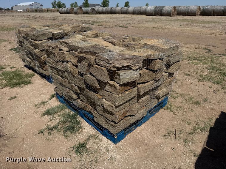 image for item EW4581 (8) pallets of Chestnut Hill Castle rock