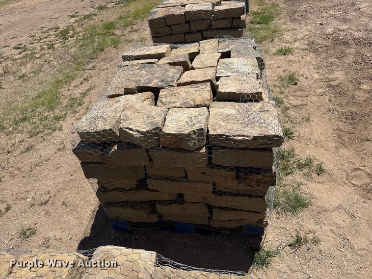 image for item EW4581 (8) pallets of Chestnut Hill Castle rock