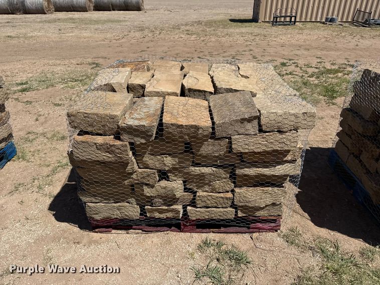 image for item EW4581 (8) pallets of Chestnut Hill Castle rock