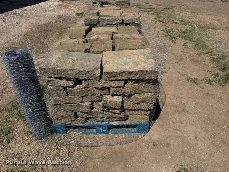 image for item EW4581 (8) pallets of Chestnut Hill Castle rock