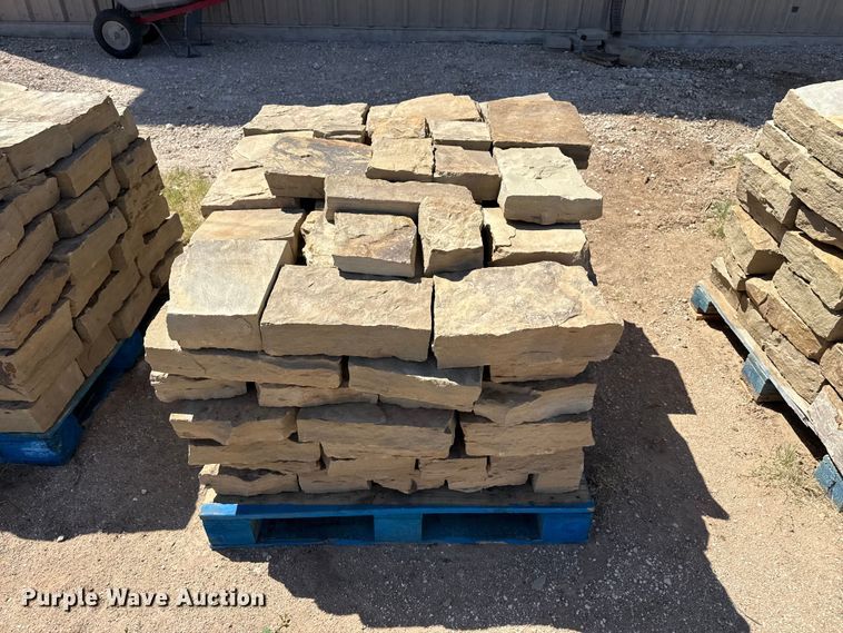 image for item EW4581 (8) pallets of Chestnut Hill Castle rock