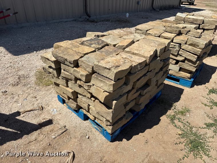 image for item EW4581 (8) pallets of Chestnut Hill Castle rock