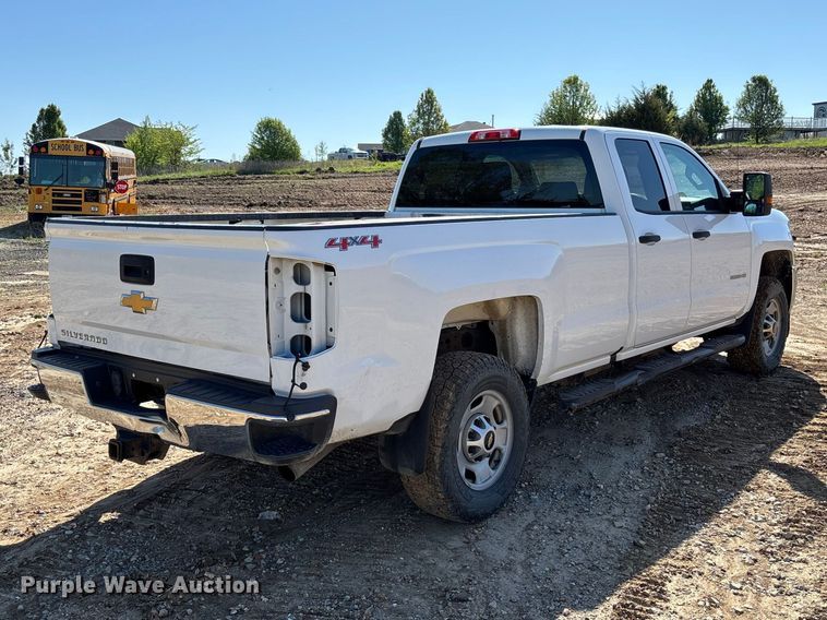 image for item FB3464 2017 Chevrolet Silverado 2500HD Crew Cab pickup truck