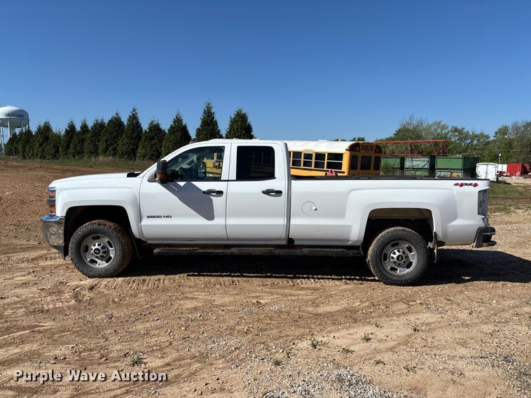 image for item FB3464 2017 Chevrolet Silverado 2500HD Crew Cab pickup truck