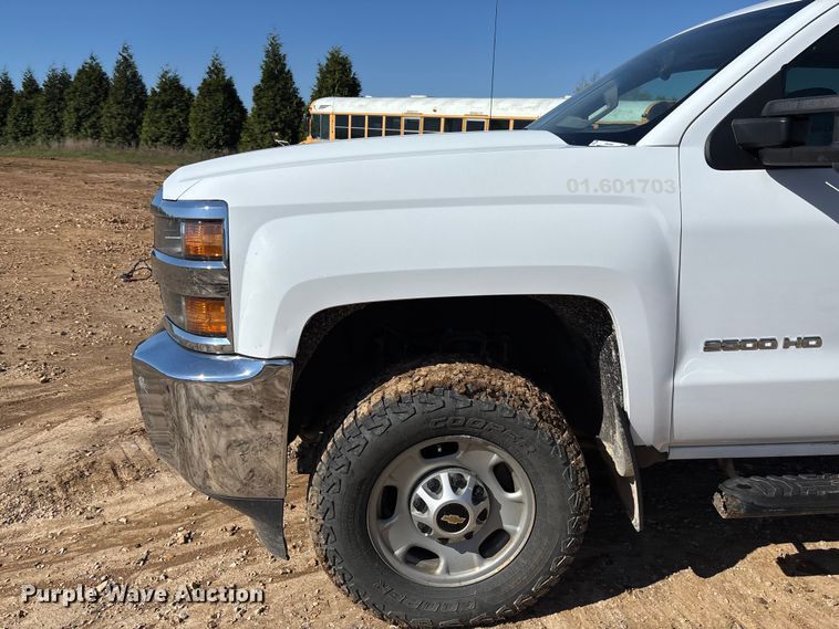 image for item FB3464 2017 Chevrolet Silverado 2500HD Crew Cab pickup truck
