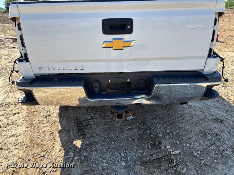 image for item FB3464 2017 Chevrolet Silverado 2500HD Crew Cab pickup truck