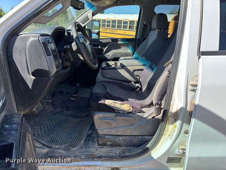 image for item FB3464 2017 Chevrolet Silverado 2500HD Crew Cab pickup truck