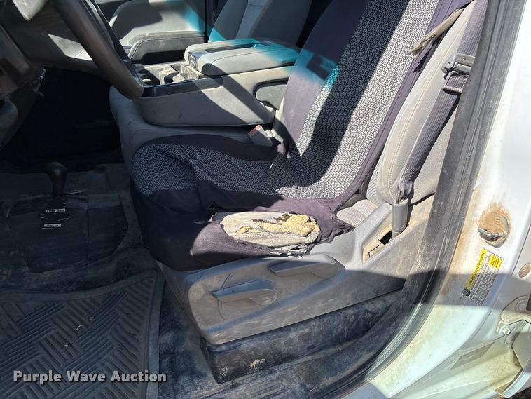 image for item FB3464 2017 Chevrolet Silverado 2500HD Crew Cab pickup truck