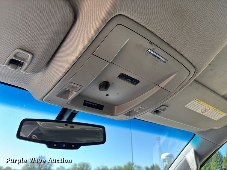 image for item FB3464 2017 Chevrolet Silverado 2500HD Crew Cab pickup truck