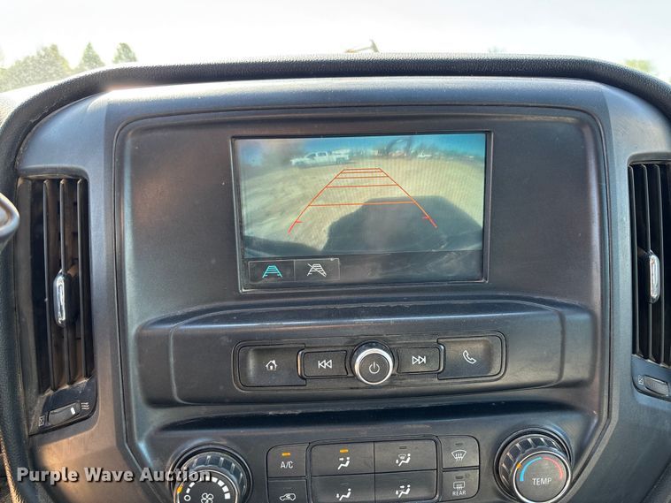 image for item FB3464 2017 Chevrolet Silverado 2500HD Crew Cab pickup truck