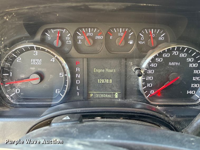 image for item FB3464 2017 Chevrolet Silverado 2500HD Crew Cab pickup truck