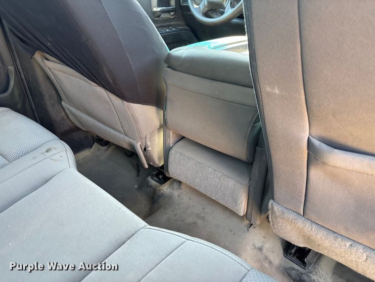 image for item FB3464 2017 Chevrolet Silverado 2500HD Crew Cab pickup truck