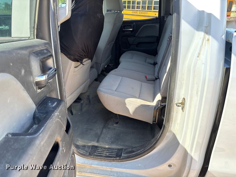 image for item FB3464 2017 Chevrolet Silverado 2500HD Crew Cab pickup truck