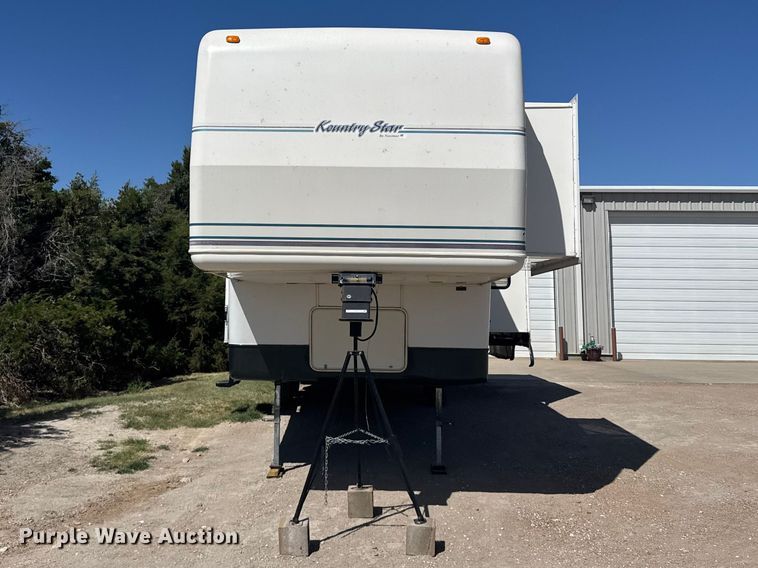 image for item FB7271 1997 Kountry Star Newmar camper