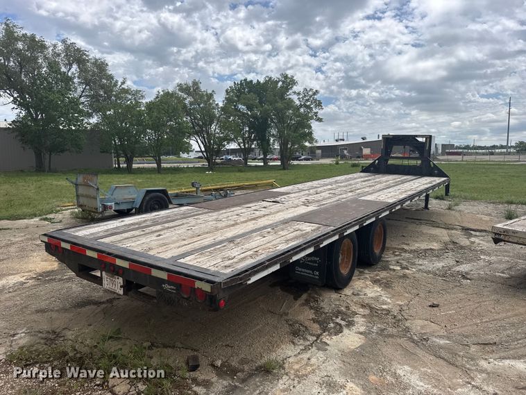 image for item FB7274 2012 Starlite flatbed trailer