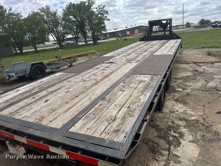 image for item FB7274 2012 Starlite flatbed trailer