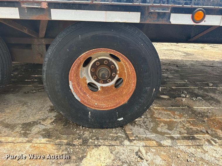 image for item FB7274 2012 Starlite flatbed trailer