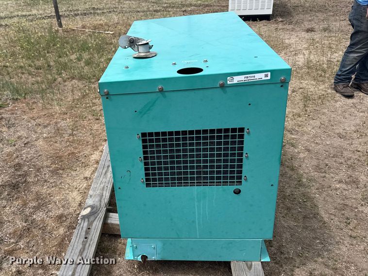 image for item FB7316 Onan generator