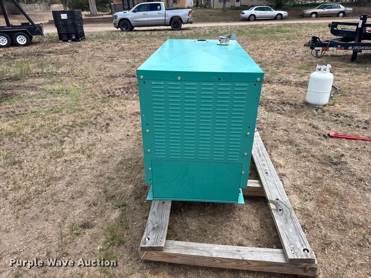 image for item FB7316 Onan generator