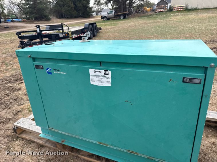 image for item FB7316 Onan generator
