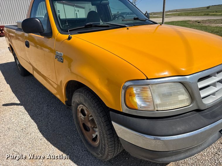 image for item FB7321 1999 Ford F150 pickup truck