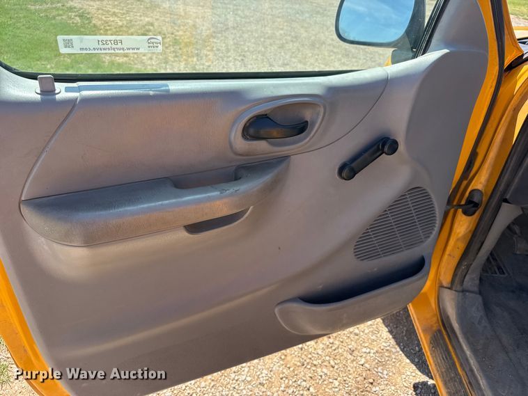 image for item FB7321 1999 Ford F150 pickup truck