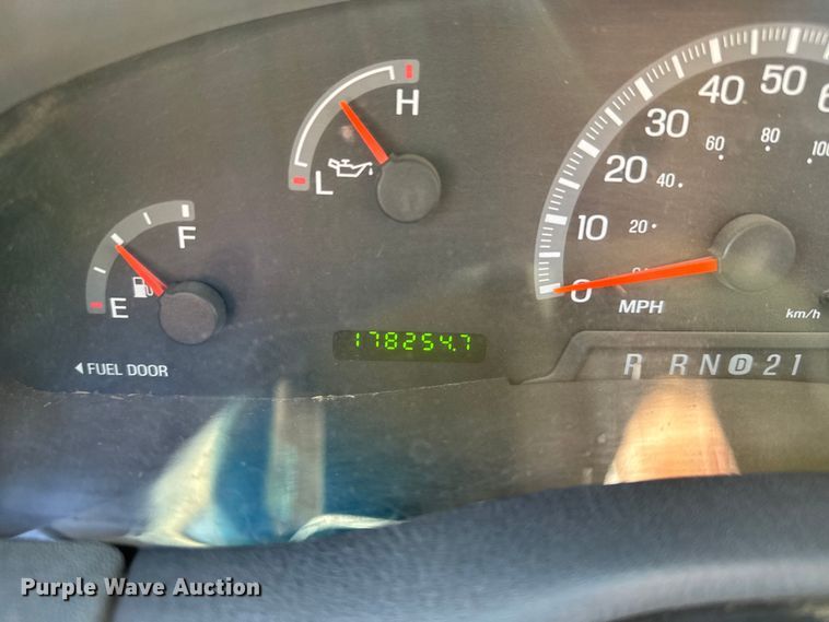 image for item FB7321 1999 Ford F150 pickup truck