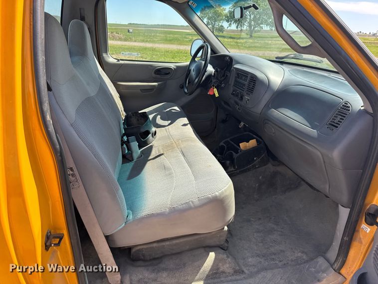 image for item FB7321 1999 Ford F150 pickup truck