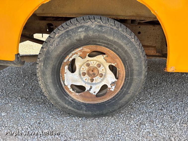image for item FB7321 1999 Ford F150 pickup truck