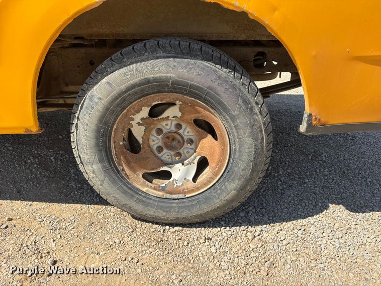 image for item FB7321 1999 Ford F150 pickup truck