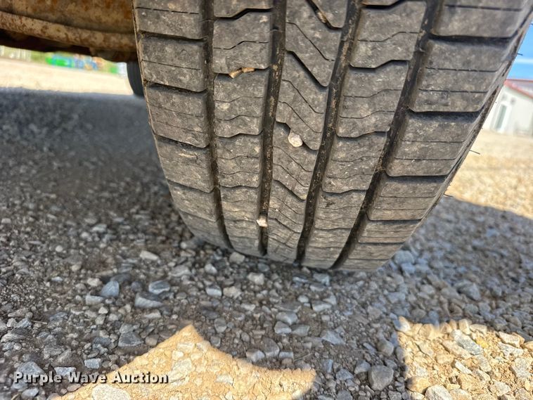 image for item FB7321 1999 Ford F150 pickup truck