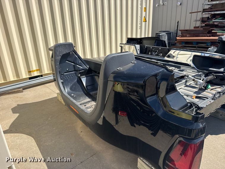 image for item FB7322 2025 GMC dually take off bed